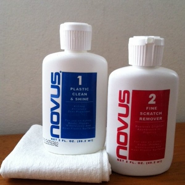 NOVUS PLASTIC POLISH KIT 1&2 X 59,20ML + 4 PANNI