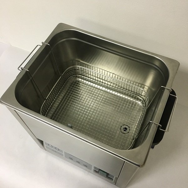 SYNTECH - MACCHINA DI LAVAGGIO A ULTRASUONI